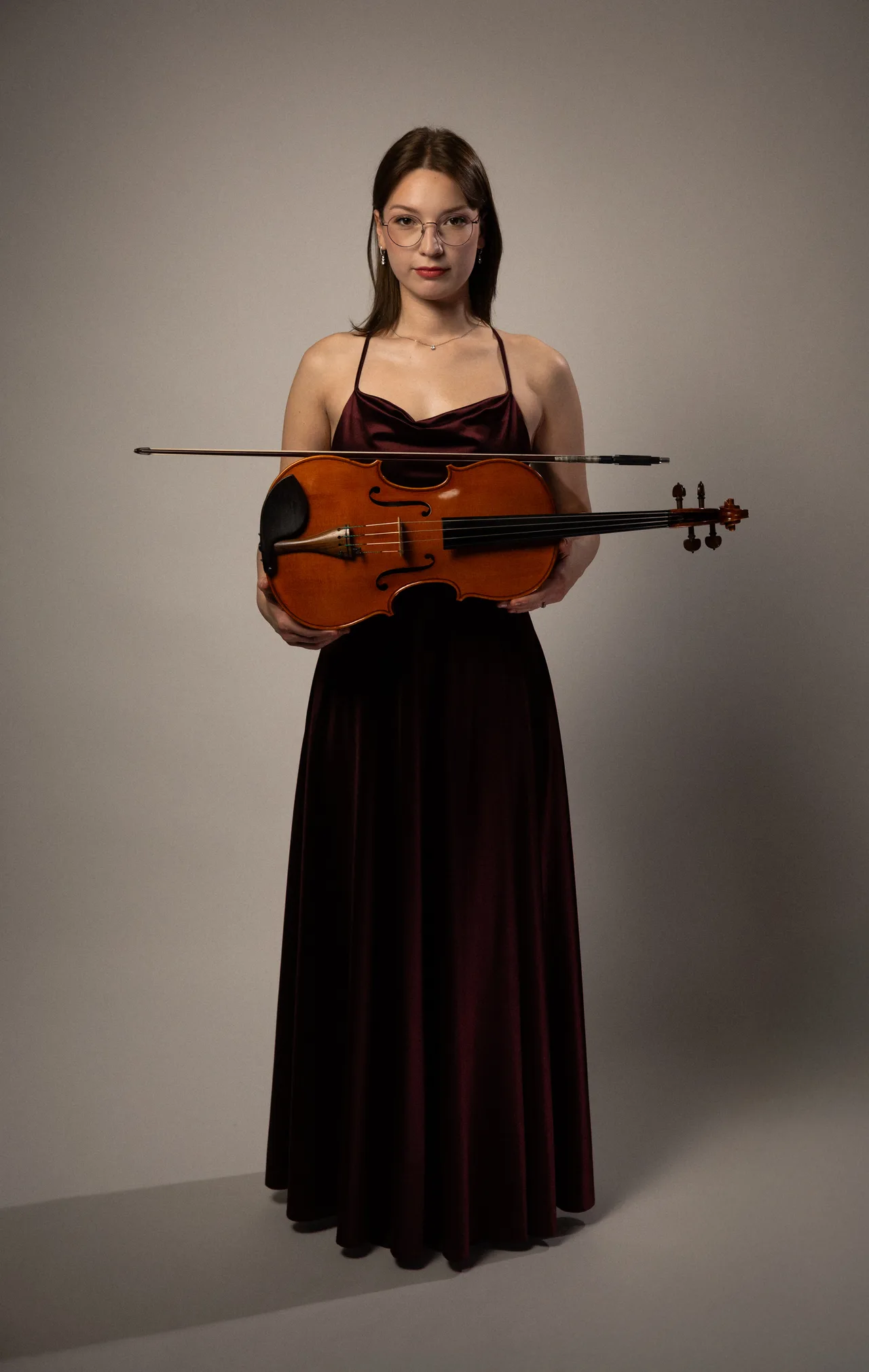 Portret violinistke z violino